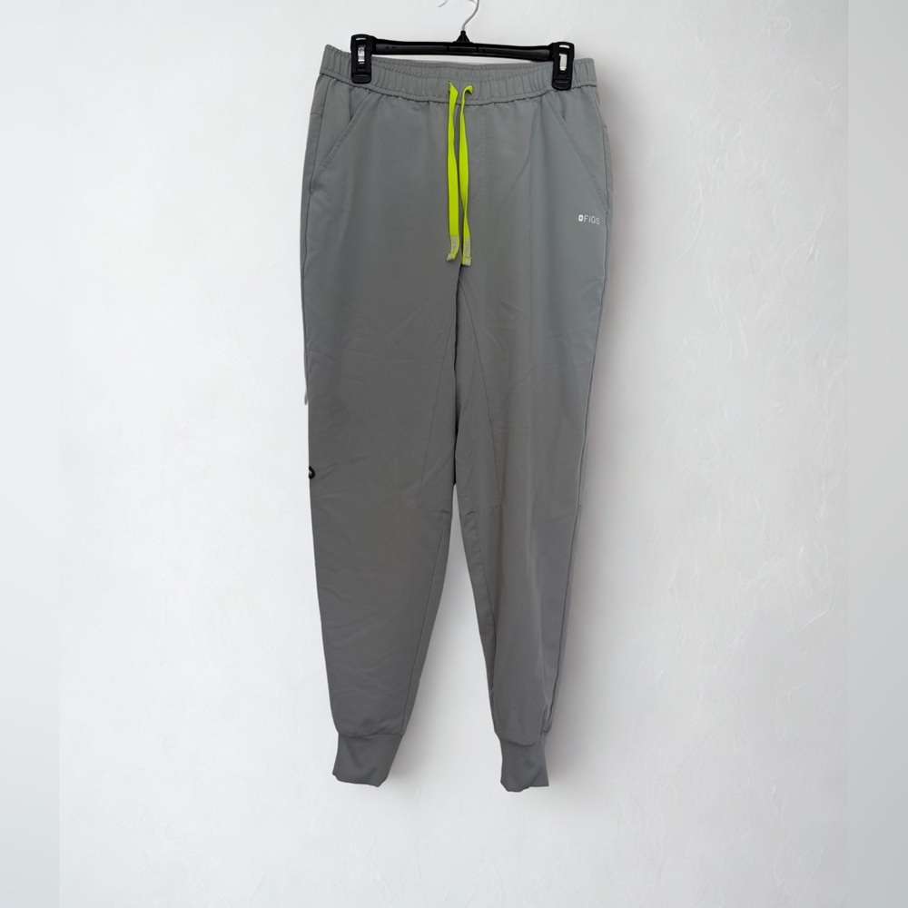 FIGS Men’s Medium Jogger Scrub Pants Healthcare Medical Dental Uniform Gray